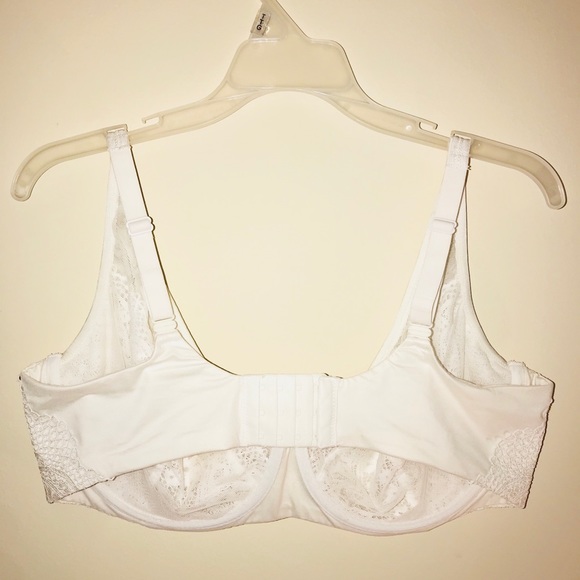 Vs Bra - Picture 2 of 5